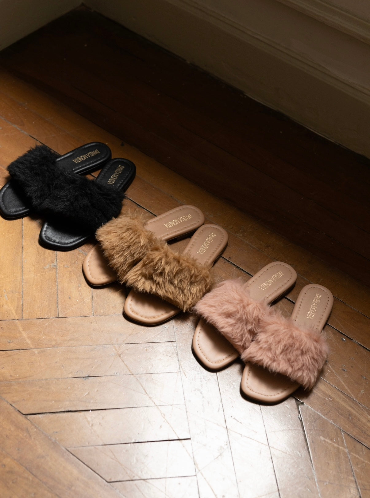 Chinelo carpenter Ocre